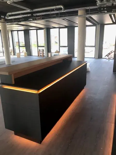 Sportstudio 1 Theke in schwarz 